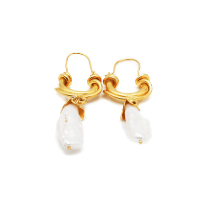 Sedef's Pearl Earrings